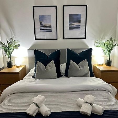 Retreat To A Stylish Ensuite In London Bagian luar foto