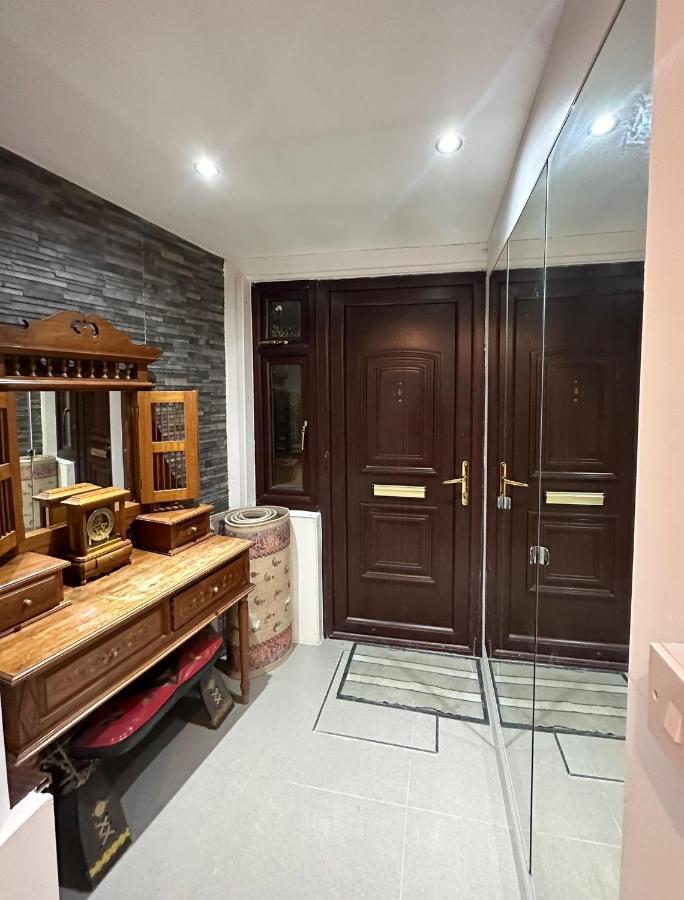 Retreat To A Stylish Ensuite In London Bagian luar foto